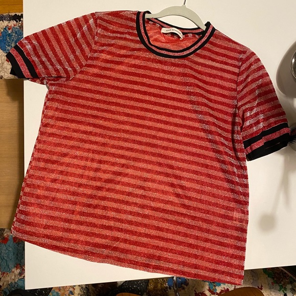 Glittery t-shirt! - Picture 1 of 2